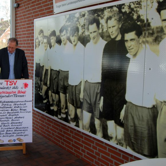 Tribüne beim TSV Georgsdorf fertiggestellt Tribüne beim TSV Georgsdorf fertiggestellt