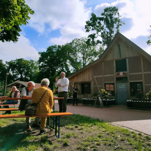 Vechtehof im Tierpark Nordhorn erweitert um Metzgerei