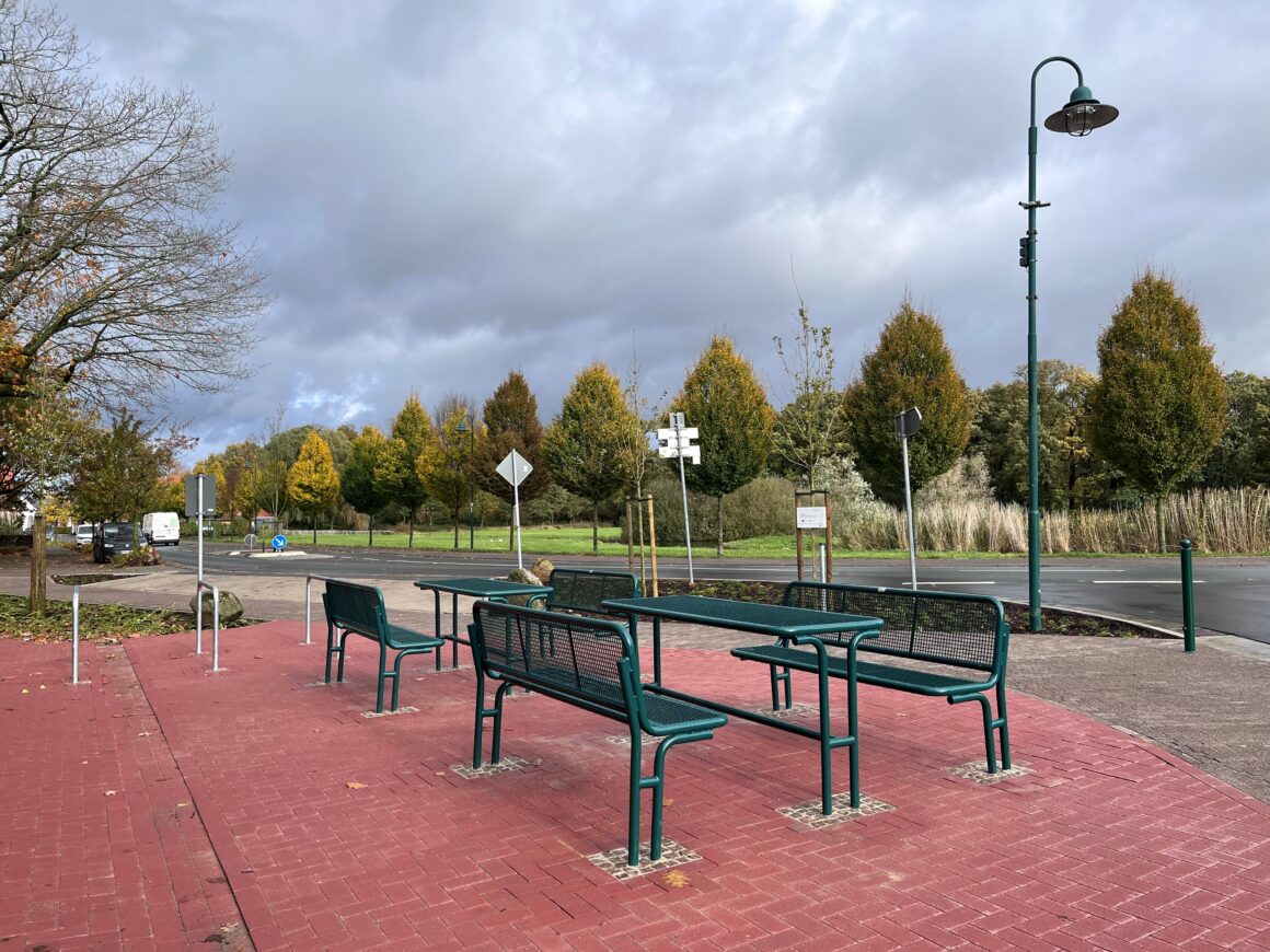 Dorfplatz Lage Dorfplatz Lage